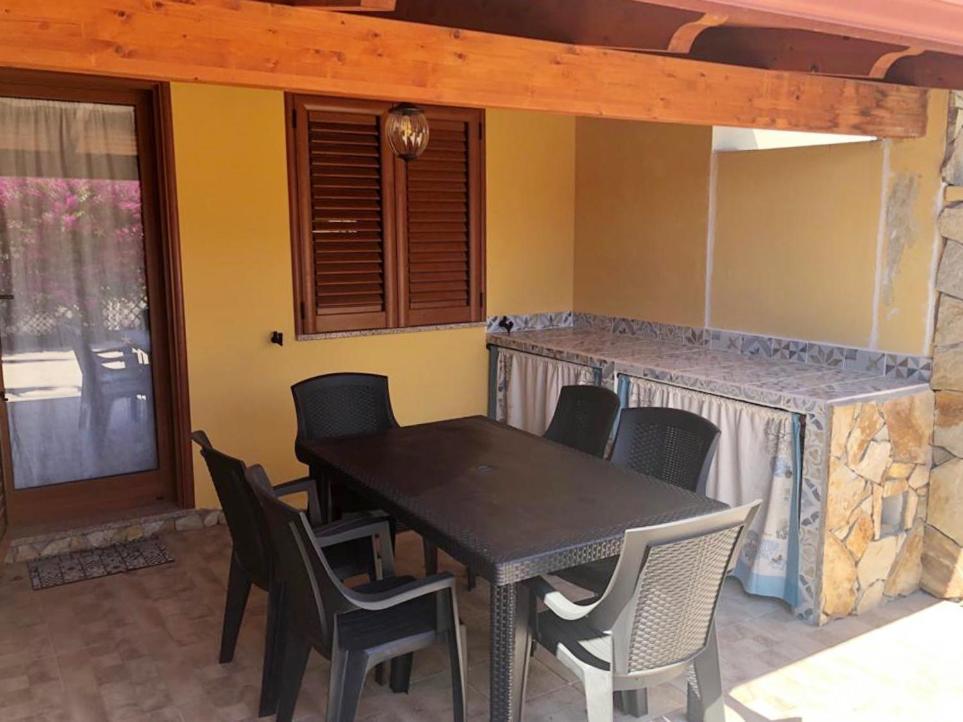 B&B Il Mirto Bianco San Giovanni Suèrgiu エクステリア 写真