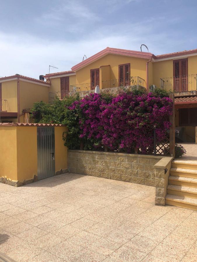 B&B Il Mirto Bianco San Giovanni Suèrgiu エクステリア 写真