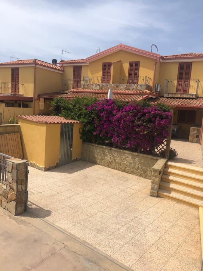 B&B Il Mirto Bianco San Giovanni Suèrgiu エクステリア 写真